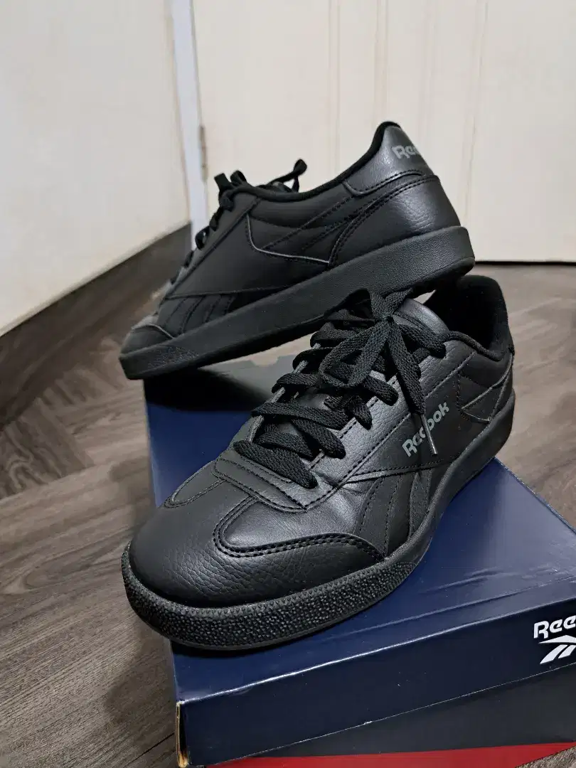 Reebok Smash Edge S Men Classic Shoes - Black