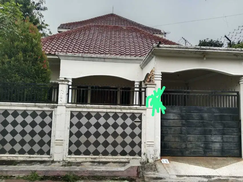 Rumah Karya Bakti, Pasuruan Bangunan 2 Lantai Bagus Terawat