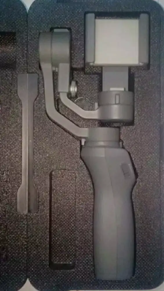 DJI Osmo Mobile 2 stabilizer