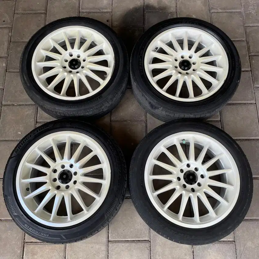 Velg TOM’S Racing F1 R16 4x100 4x114 ORIGINAL