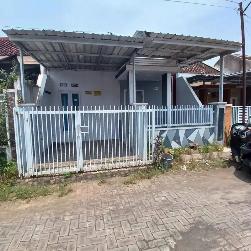 DI JUAL RUMAH DI BUNGA RESIDENCE BANYUWANGI