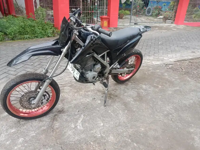 Kawasaki klx150 surat komplit pjk telat AE ngawi plat masih hidup