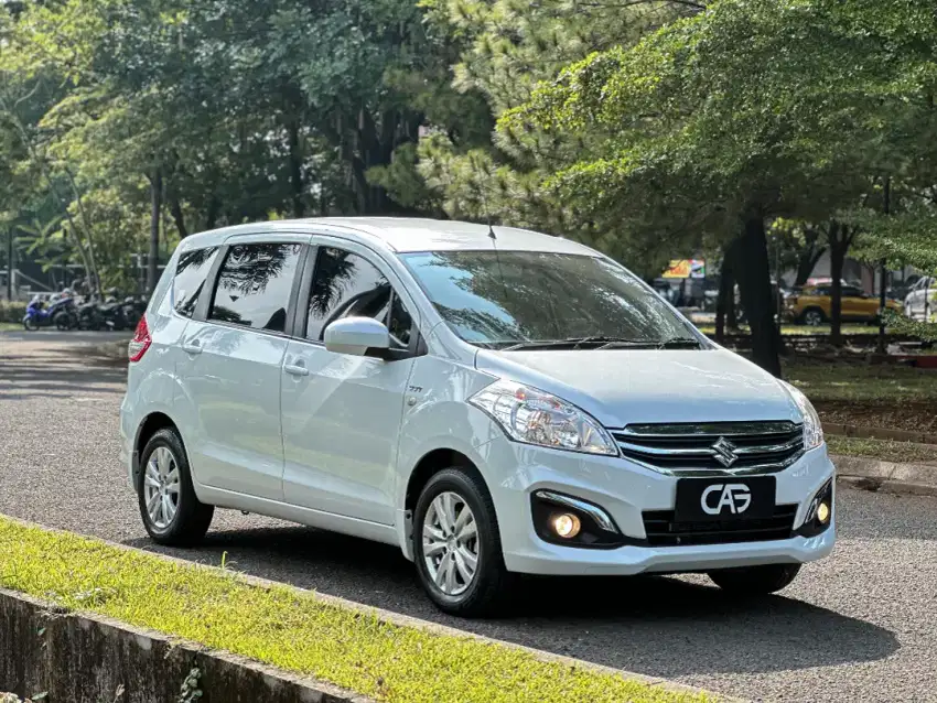 Suzuki Ertiga GL manual 2018