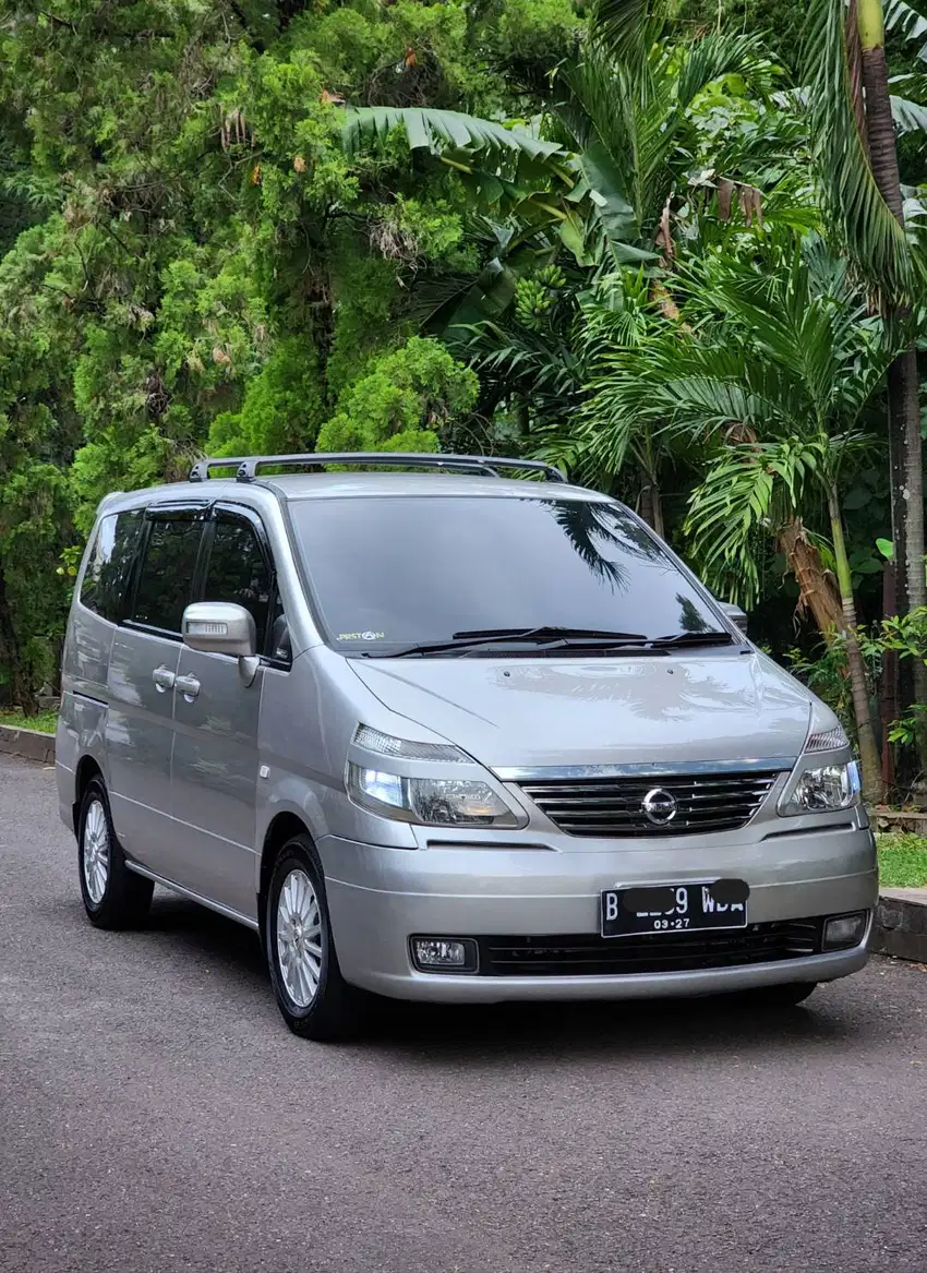 Jual Cash Nissan Serena HWS 2.0 (AT) 2012