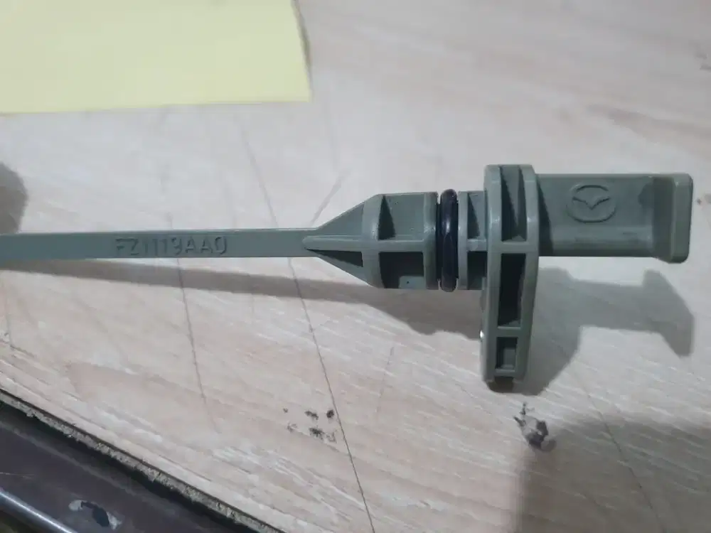 Stik oli matic mazda2 sky