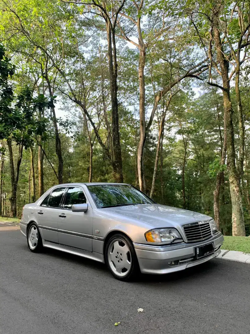 Mercedes benz W202 C180