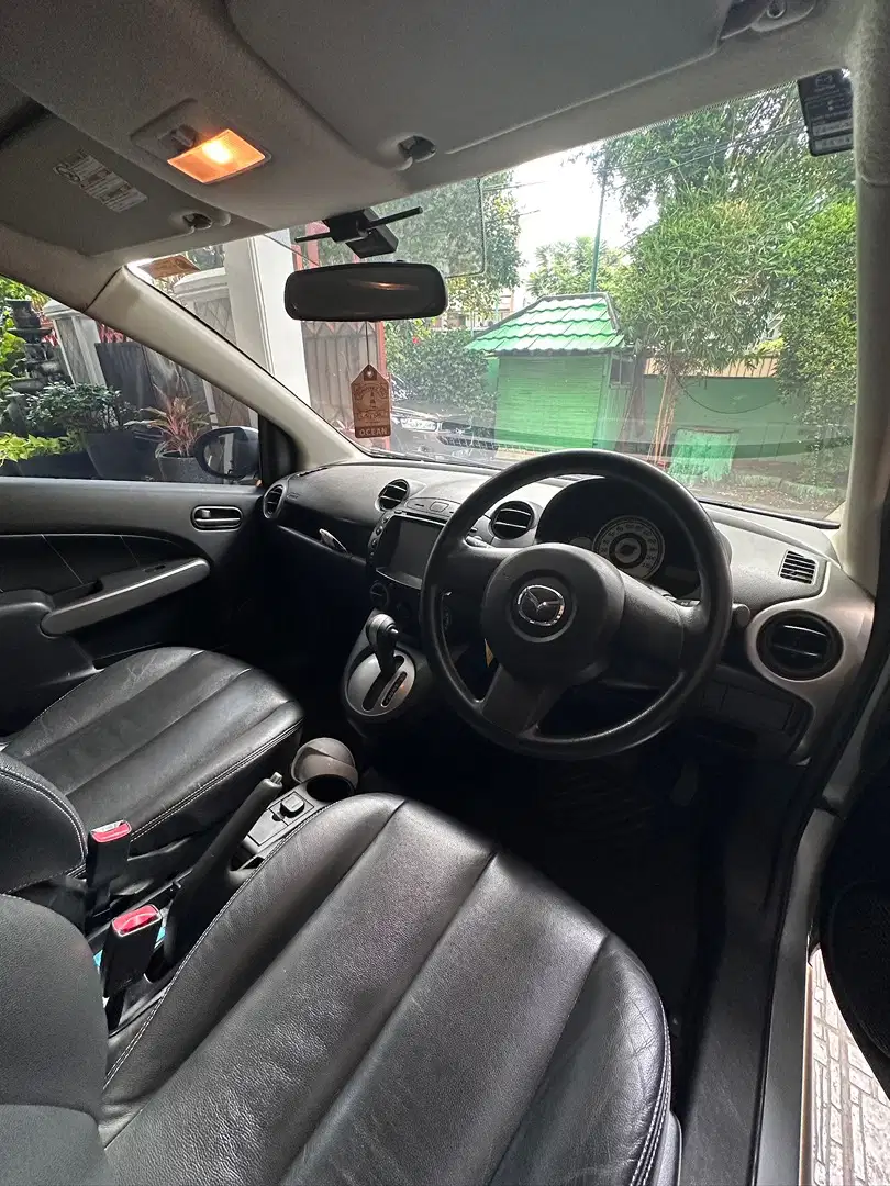 Mazda 2 2011 Bensin (PEMAKAIAN PRIBADI)