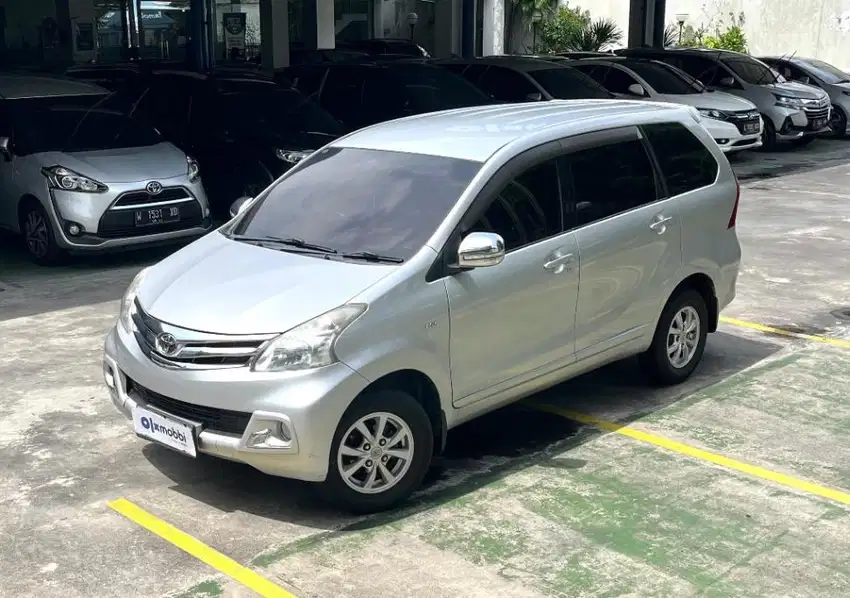 TOYOTA AVANZA 1.3 G BENSIN MANUAL 2014