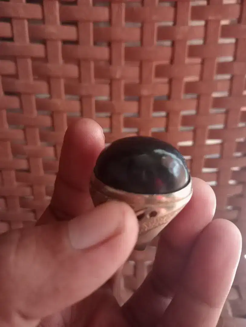 Batu bacan hitam glass