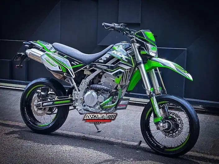 JUAL CEPAT KLX 250 SUPERMOTO SIAP GAS TRABAS