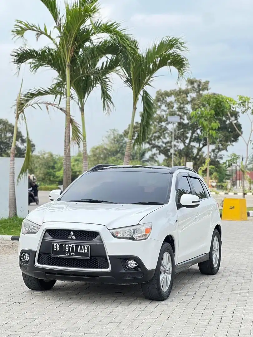 MITSUBISHI OUTLANDER PX A/T PUTIH 2012 CRV XPANDER CX5 PAJERO TUCSON