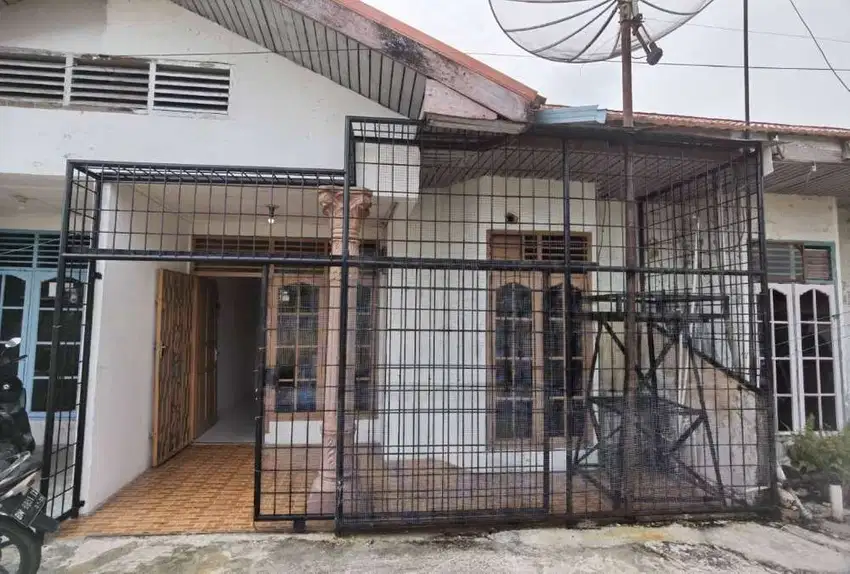 Dijual rumah murah tengah kota dekat Pasar Jl. Kenanga - Pekanbaru