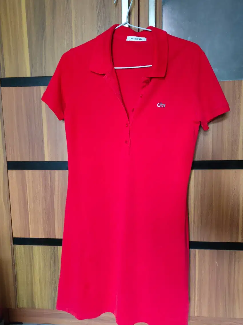 Lacoste Slim Fit Cewek Merah