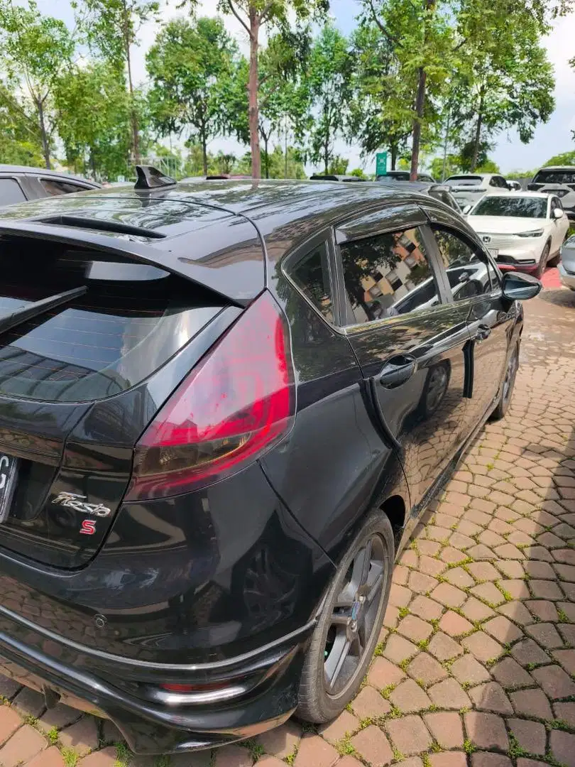 Ford Fiesta 1.6 S AT 2011