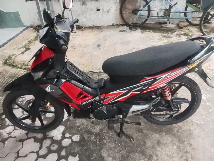 Supra x 125 tahun 2012