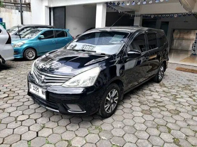 DP Rendah 7 JT - Nissan Grand livina 1.5 SV Bensin-MT 2018