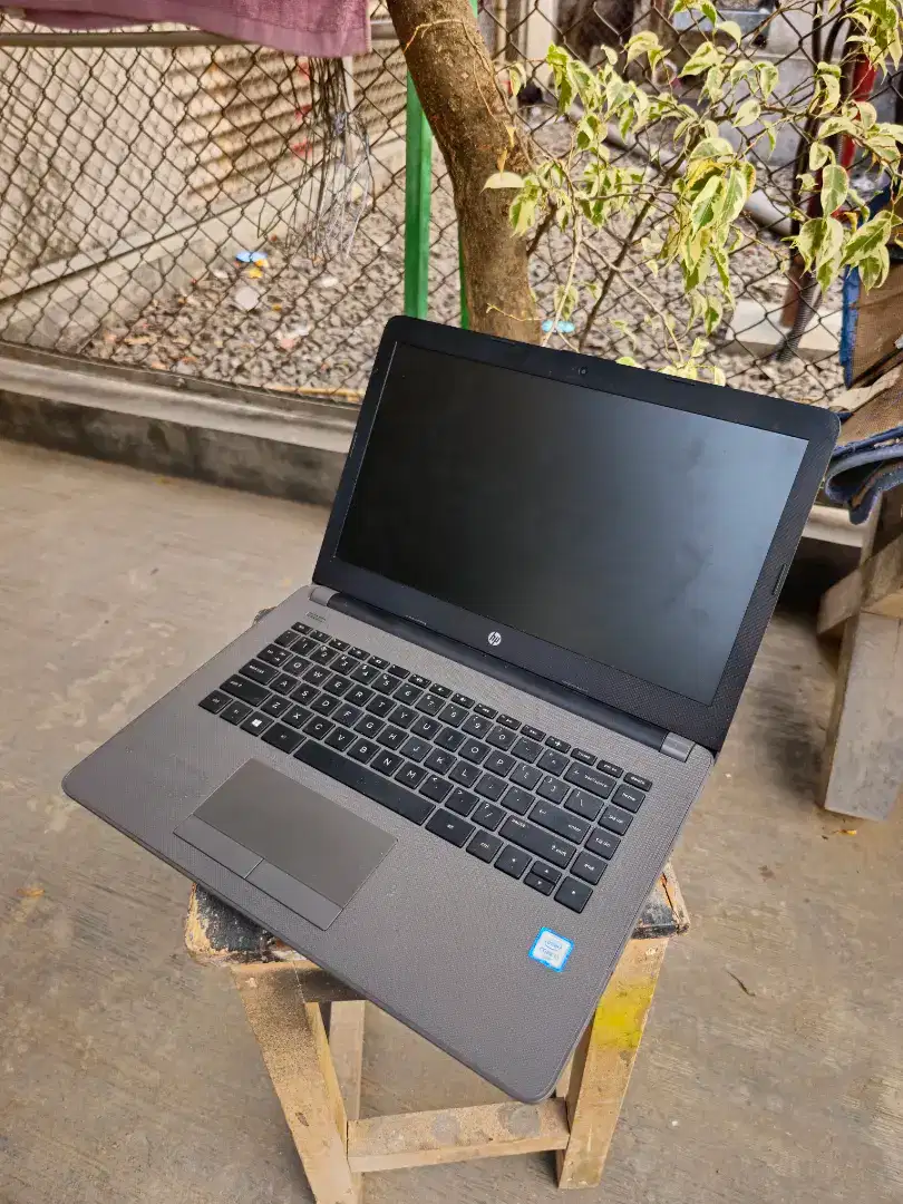 Hp 240 G6 Core i3 RAM 8GB Cocok Untuk Kuliah/Pelajar (Siap Pakai)