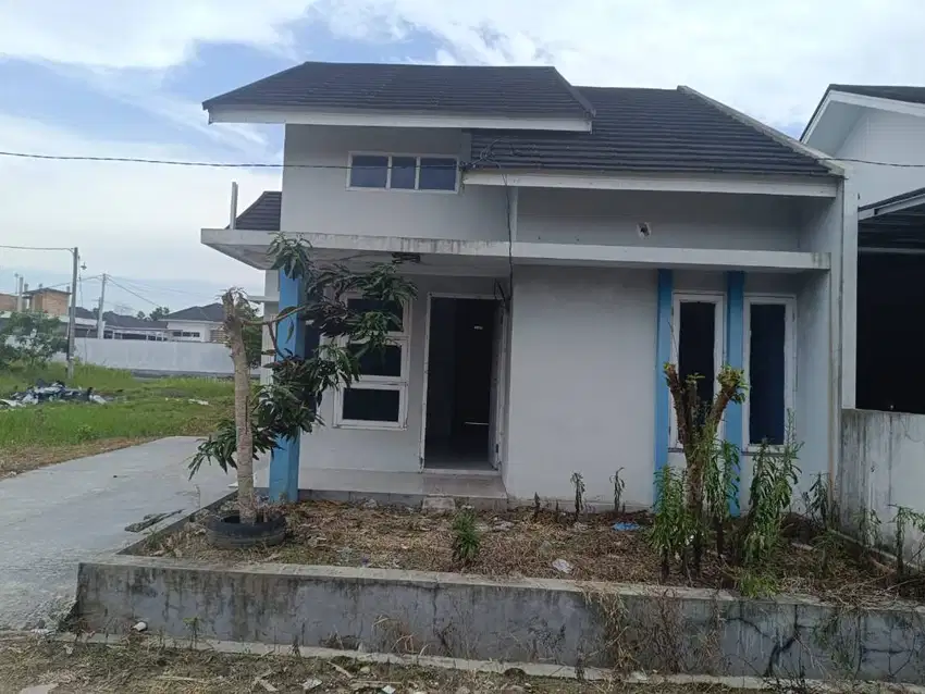 Dijual Rumah SHM 54/128 Strategis Aman Nyaman Dekat Pusat Kota