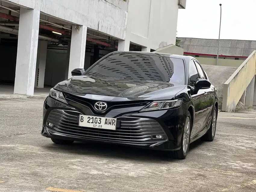 Toyota Camry 2.5 V AT 2019 Hitam MEWAH