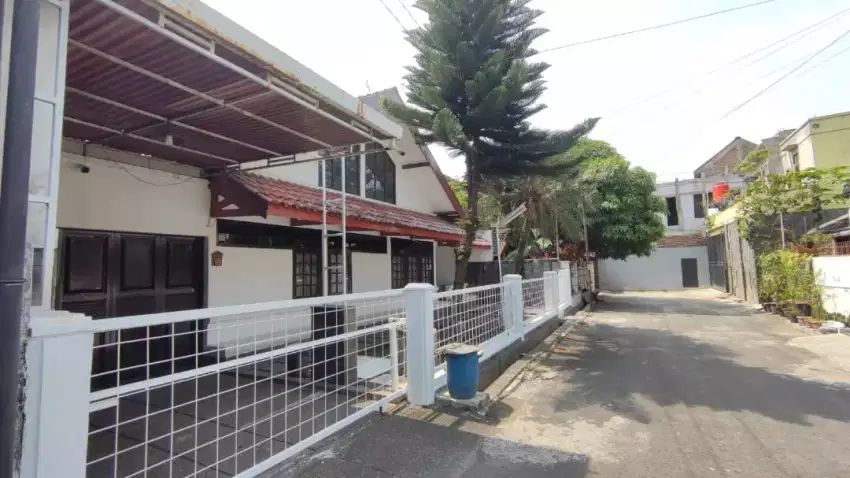 Sewa Kontrak Rumah Luas Turangga Buah Batu