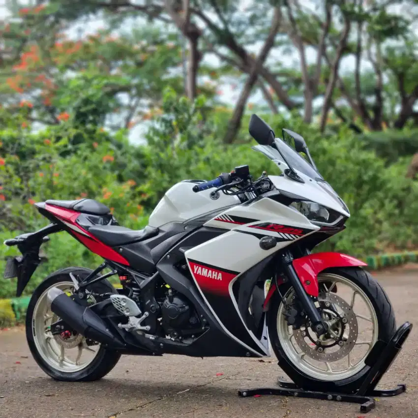 YAMAHA R25 PUTIH 2016 KM LOW SIAP GAS PAJAK HIDUP AMAN