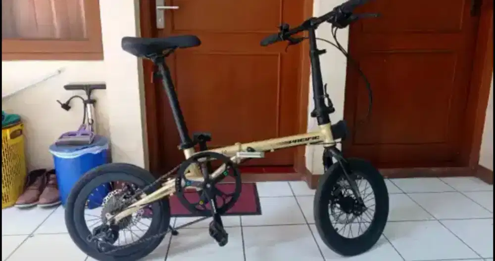 Sepeda lipat /seli limited edition Pacific Gold