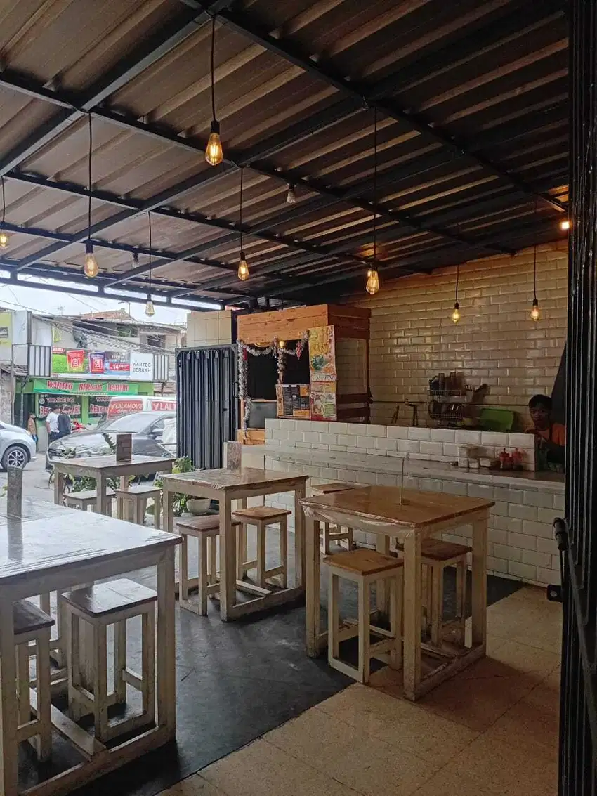 Ruang Usaha Mainroad Ciumbuleuit Raya Cocok Untuk Resto