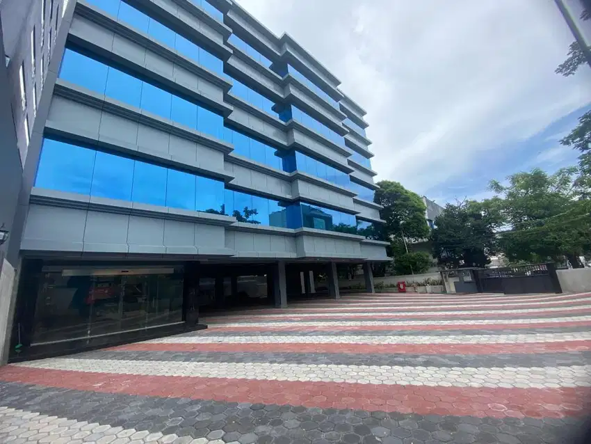 Dijual Gedung  perkantoran Brand News di lebak bulus jakarta selatan