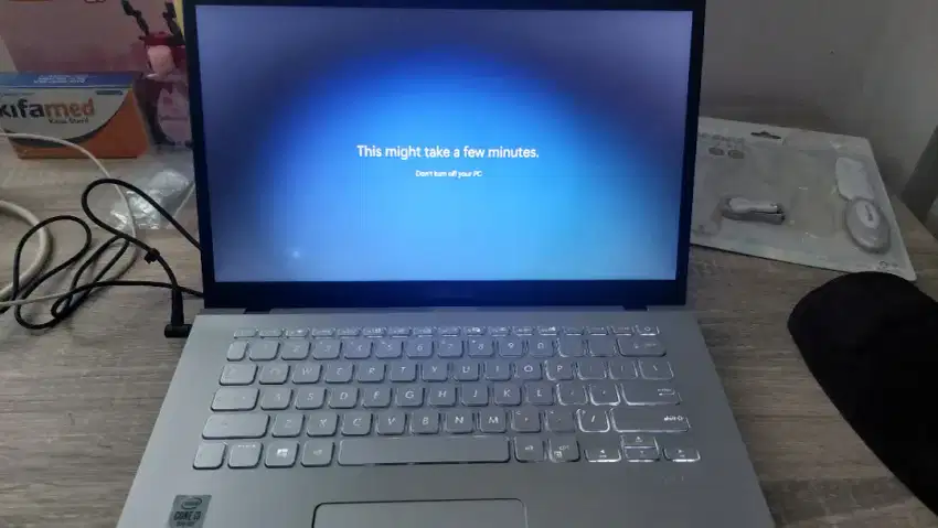 Asus vivobook a409ja mulus like new