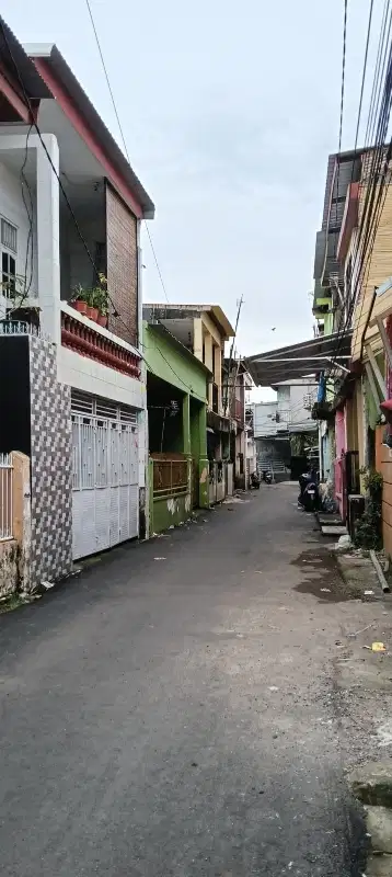 Rumah 2 lantai jl.banta2eng dkt ke poros jl veteran selatan