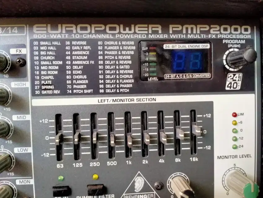 Power ampli behringer pmp2000