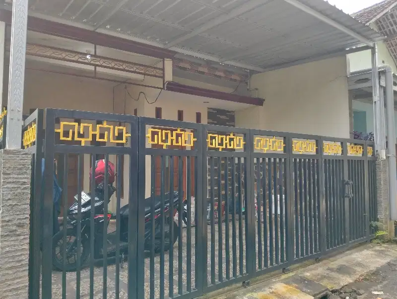 SEWA KONTRAK RUMAH DAU 3 KAMAR TIDUR BAGUS