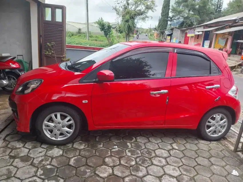 Dijual honda brio 2014 AT