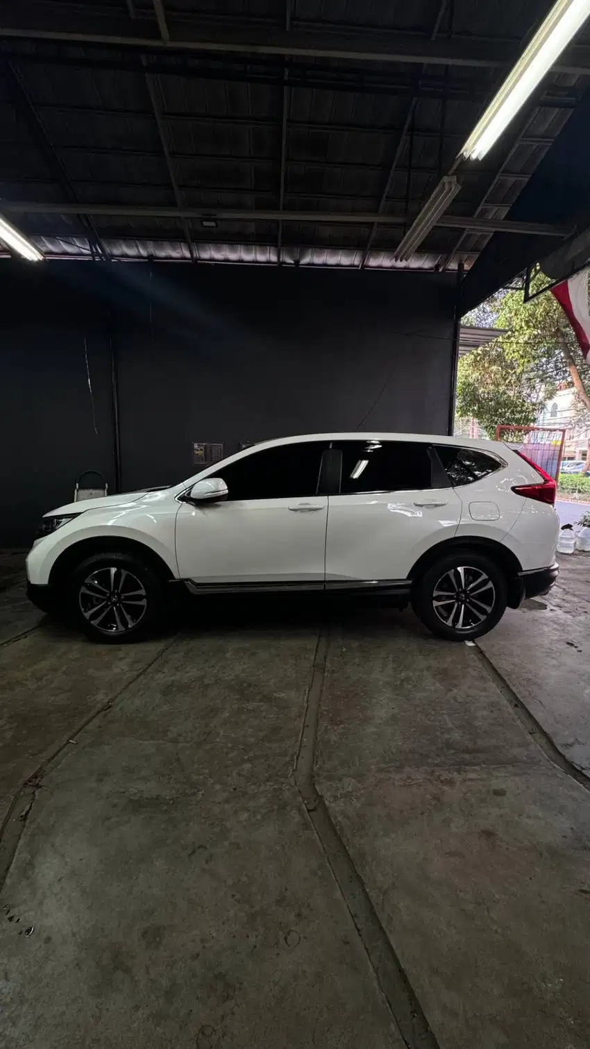 DIJUAL CRV TURBO 1.5 PRESTIGE 2017 LOW KM