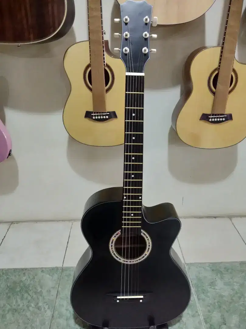 PROMO GITAR AKUSTIK YAMAHA PEMULA STOK TERBATAS