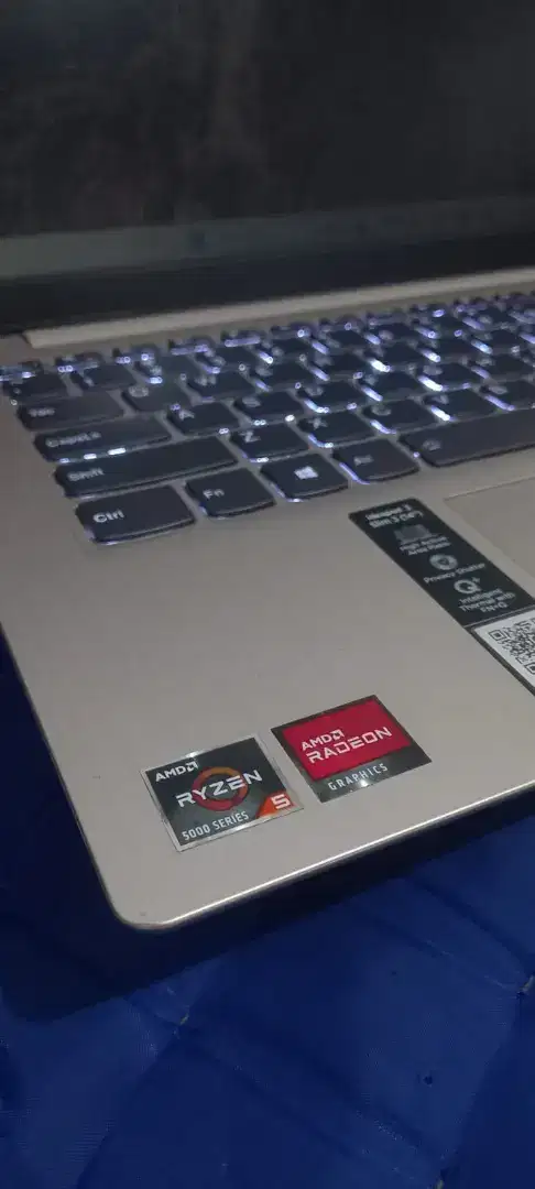 Laptop lenovo ryzen 5