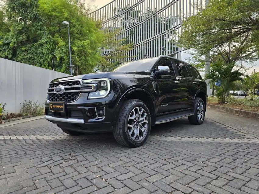 (TDP: 0 Rupiah) Ford Everest Titanium 4x4 2024 low Km