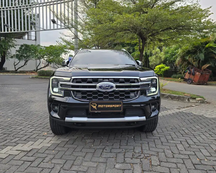 (TDP: 0 Rupiah) Ford Everest Titanium 4x4 2024 low Km