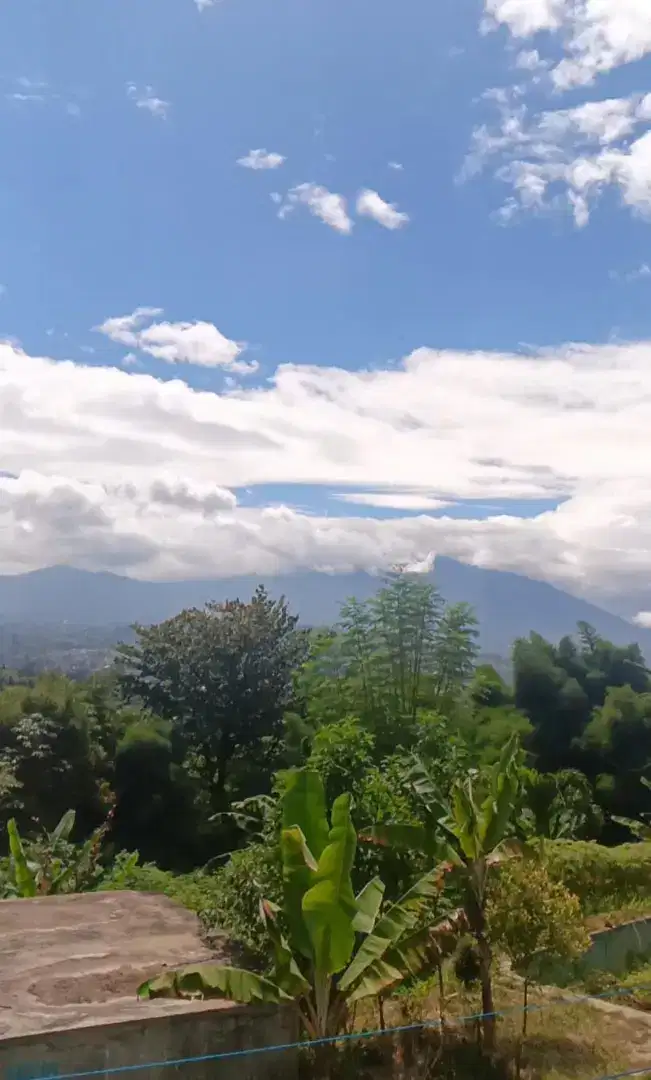 Tanah best view di jalan lodaya gunung geulis Sukaraja kab Bogor