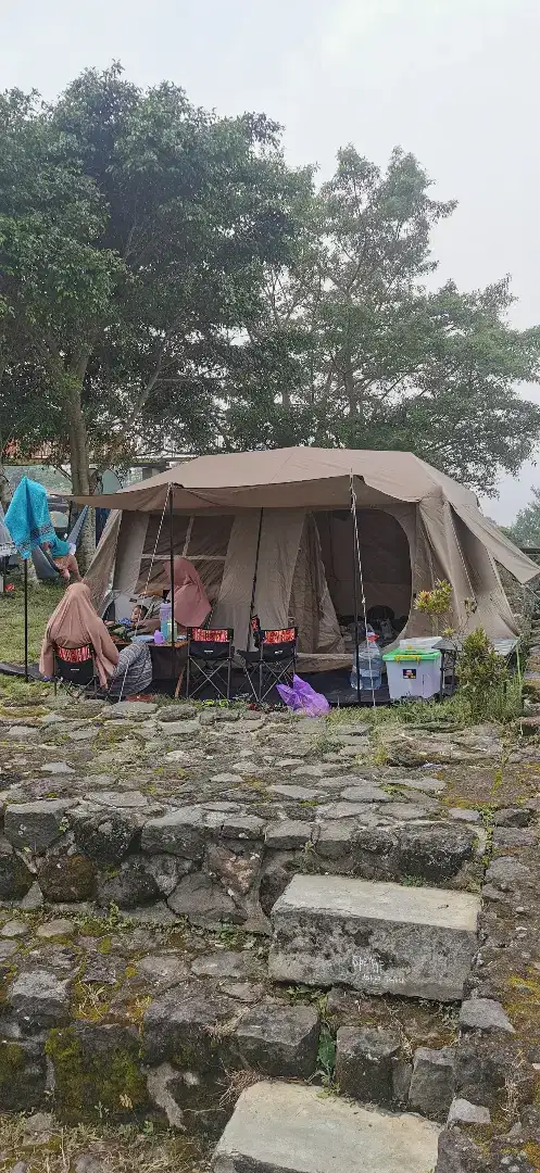 Tenda naturehike village 13 kondisi 2x pake msh mulus seperti baru