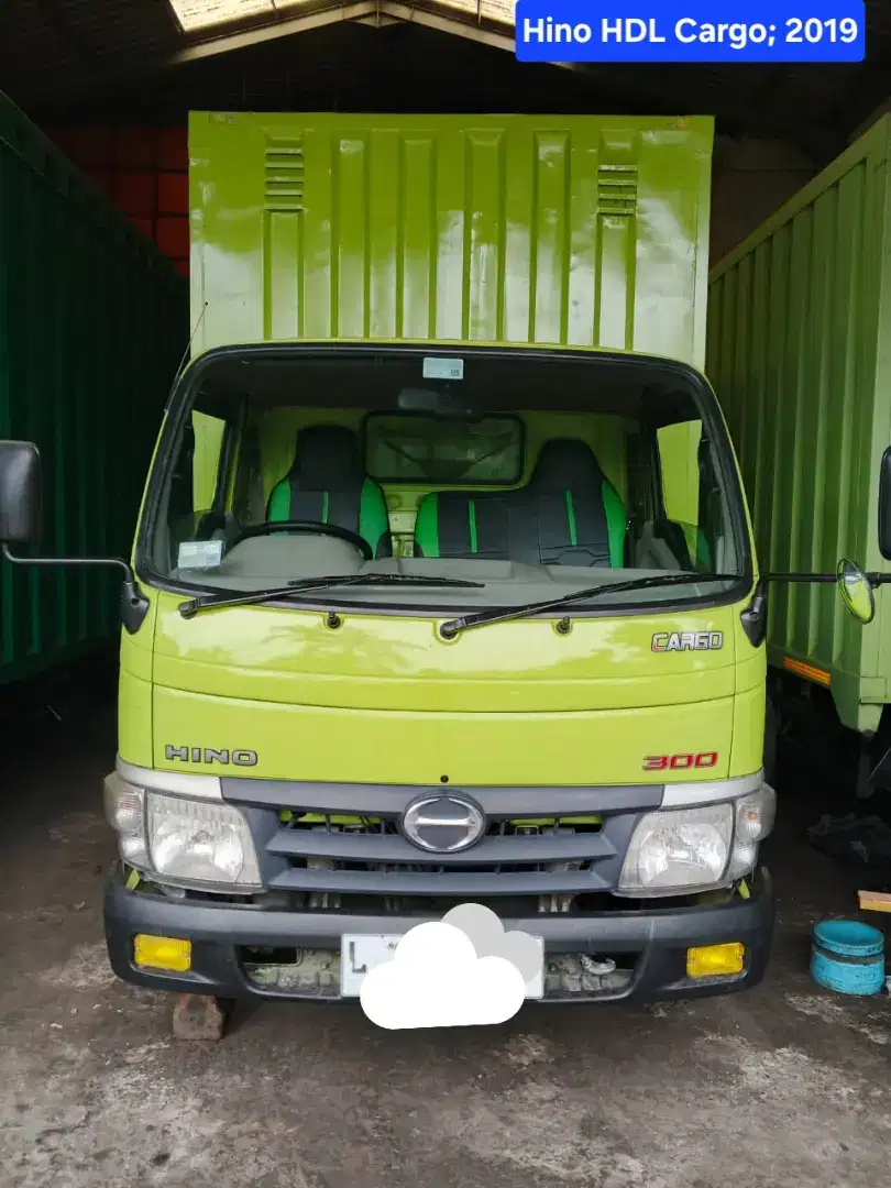 Truk Hino Dutro 6 roda Long Chasis HDL Cargo Box tahun 2019