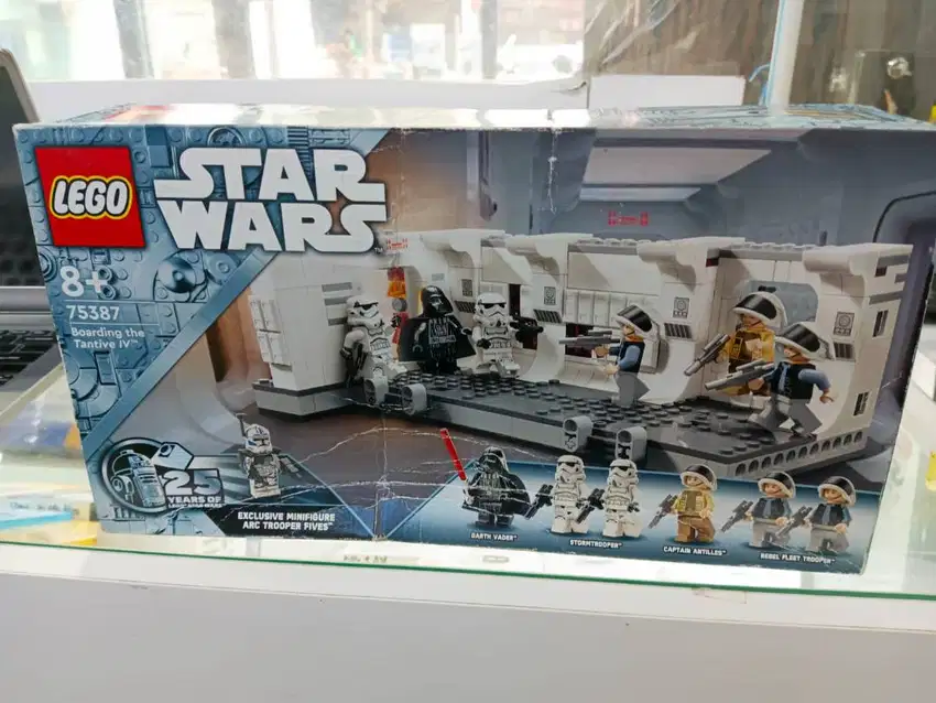 LEGO StarWars Boarding Tantive IV 75387 Original BNIB total 502 Pieces