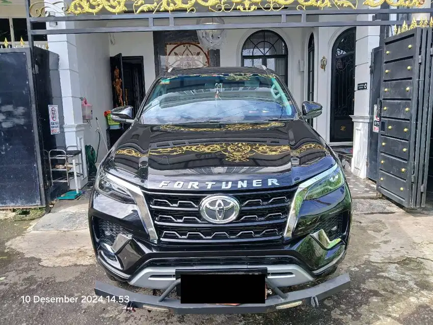 TDP (55JT) Toyota FORTUNER VRZ 2.4 AT 2021 Hitam