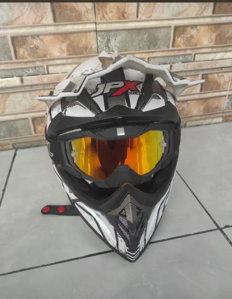 dijual helm jpx