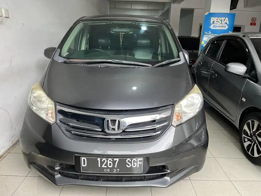 HONDA FREED S 1.5 AT 2012