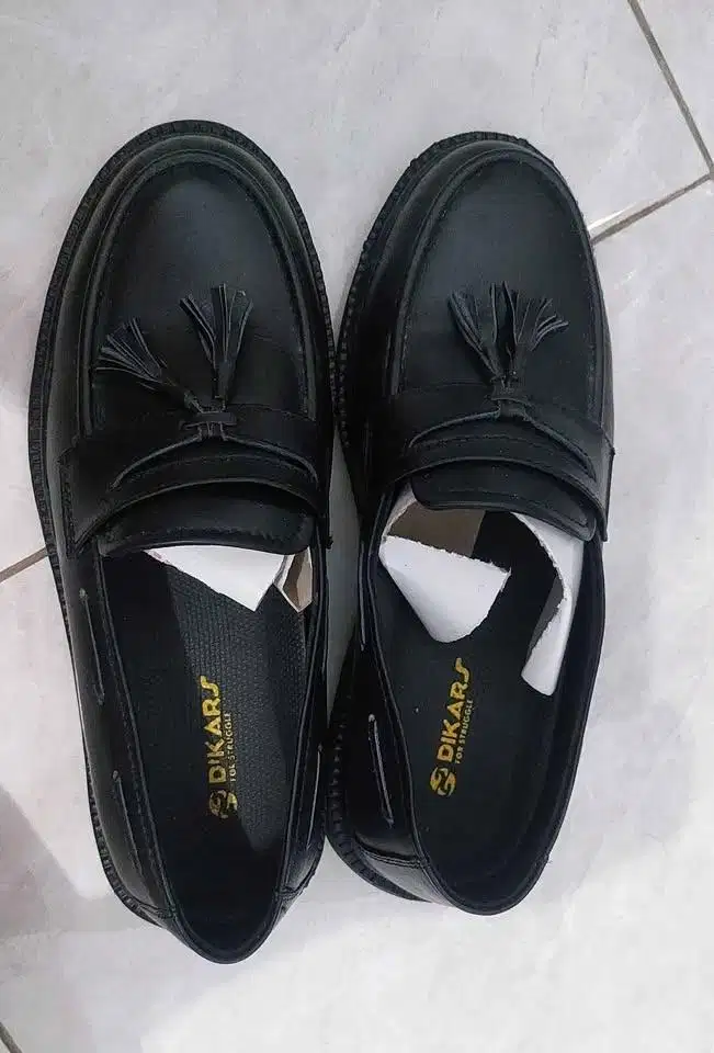 Dijual sepatu loafers dikars