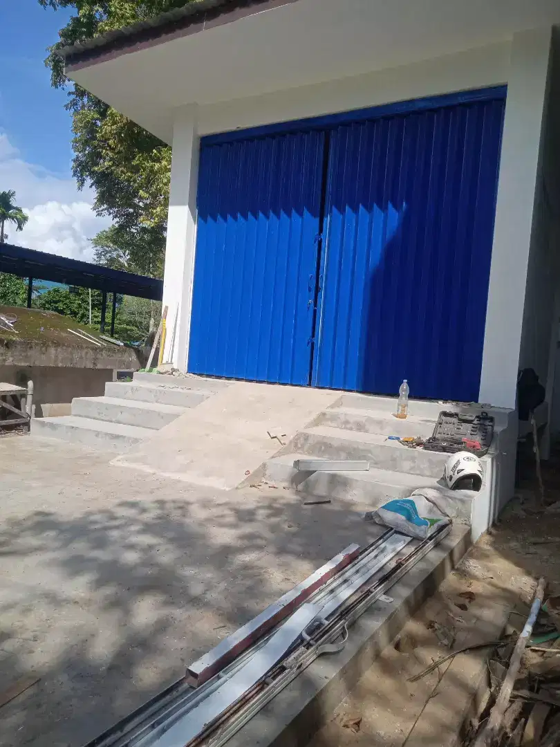 Pintu rolling untuk toko dan kios