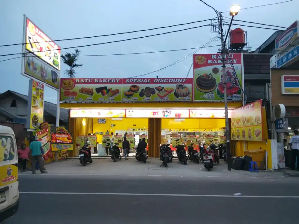 Jual Ruko Aktif Strategis di Jalan Utama