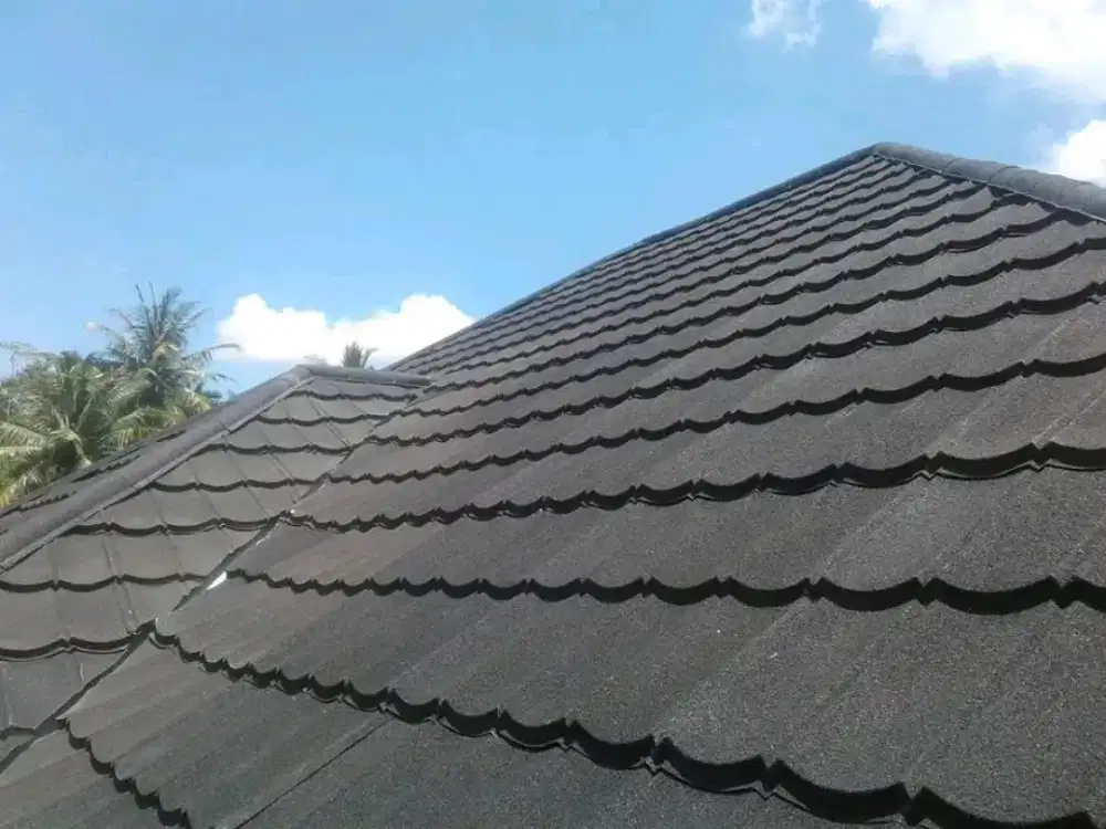 Pasang atap rangka baja ringan