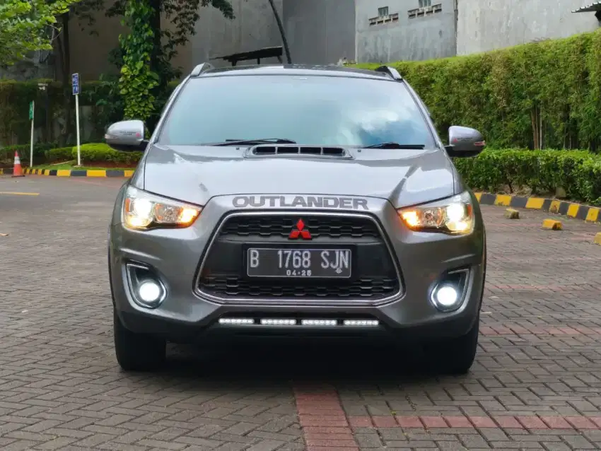 OUTLANDER PX AT 2015 Km Low banget